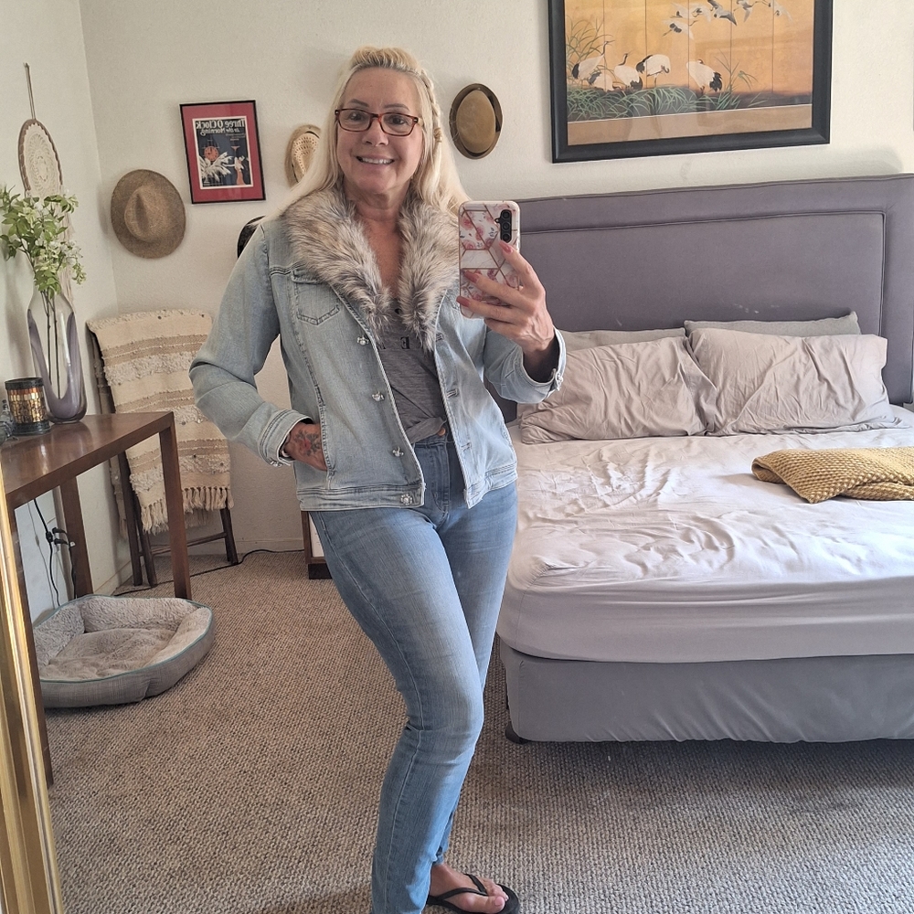 Chicos jean jacket - Picture 7 of 8